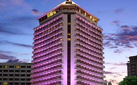 Dusit Thani Bangkok